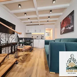  Gasthof Bujtina Gjyshi Ilo Albanien