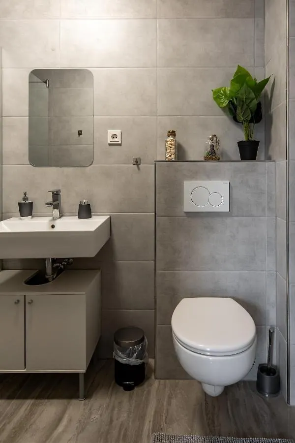 Apartments Colonia