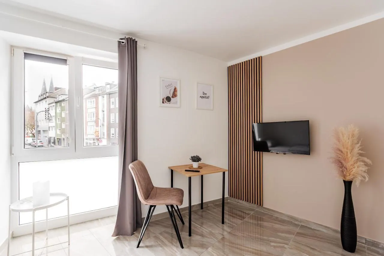 Apartments Colonia